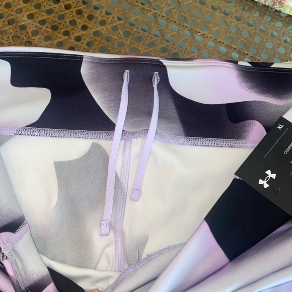 NWT Under Armour Women pink camo compression full length mid-rise leggings XL - Picture 3 of 5